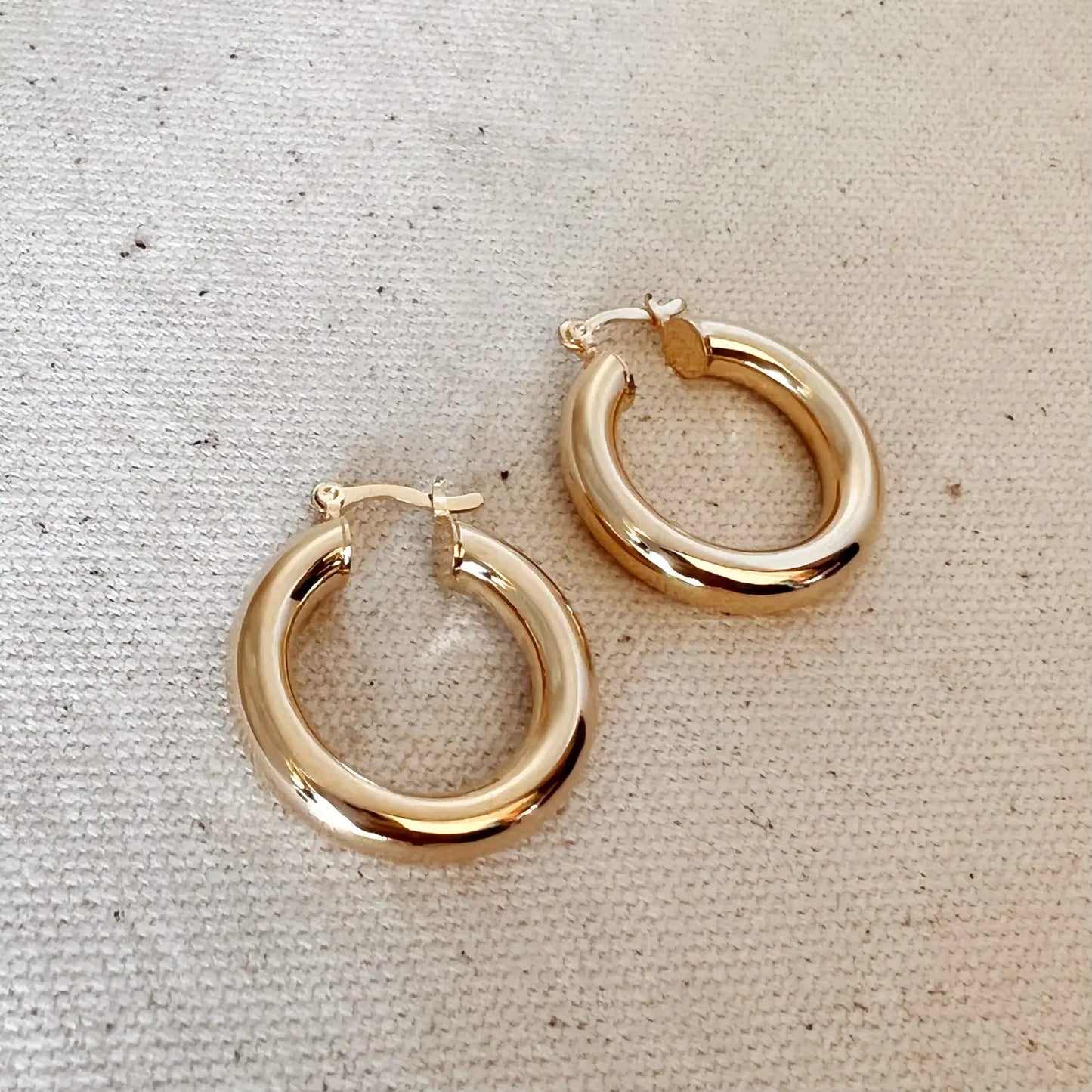 Evening Glow 1" Hoop Earrings - 18k Gold Filled